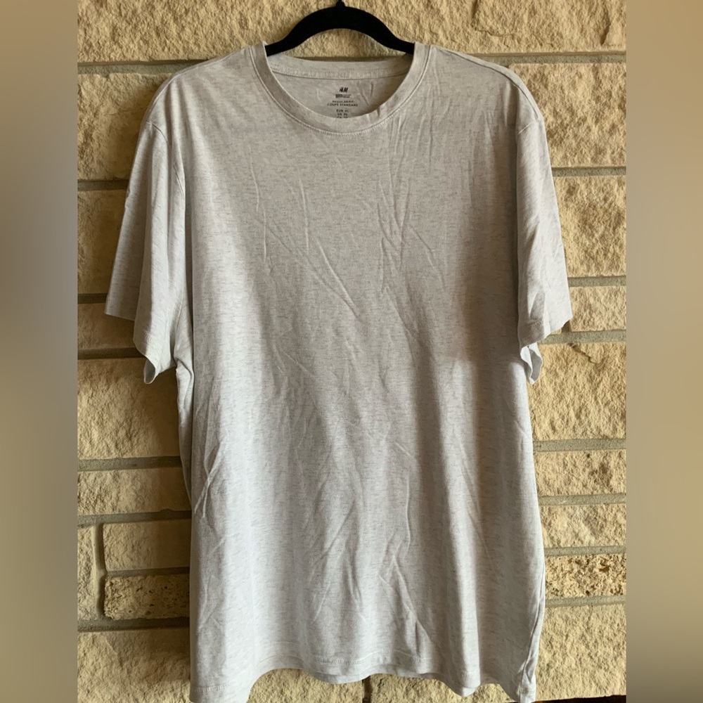 H&M Light Gray Men's Short Sleeve Tee XL